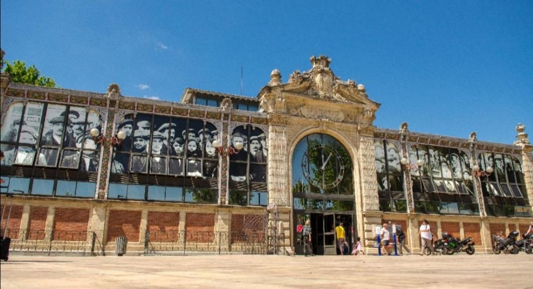 Le Belfort 1 Studio Lumineux Quartier Historique Les Halles Apartment Narbonne Exterior photo